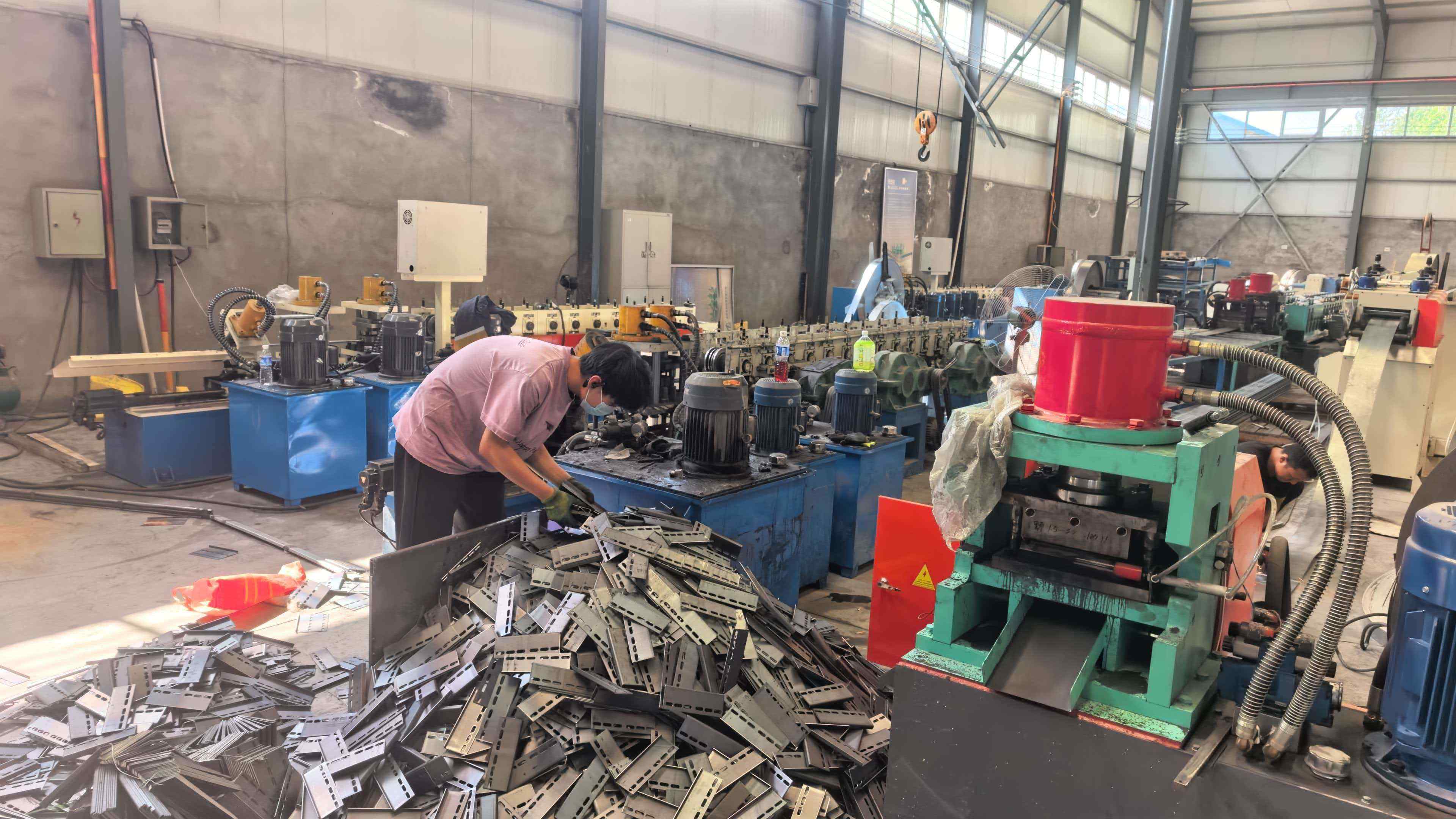 乌海市热浸锌桥架锌铝镁桥架 - 方案